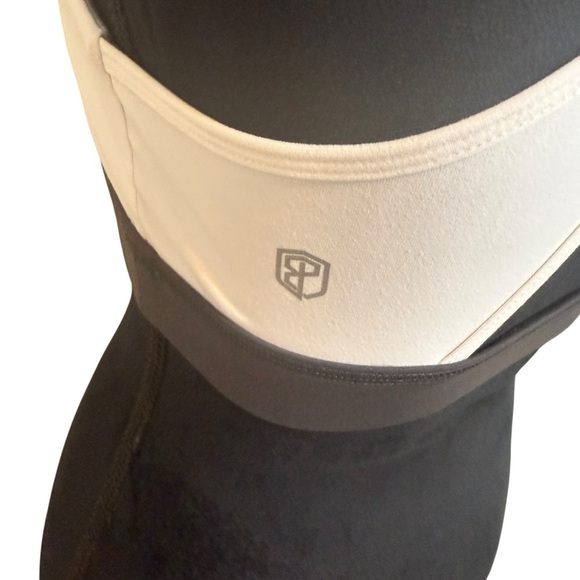 Born Primitive | Movement Sports Bra | Dark Gray / White - Picture 6 of 7